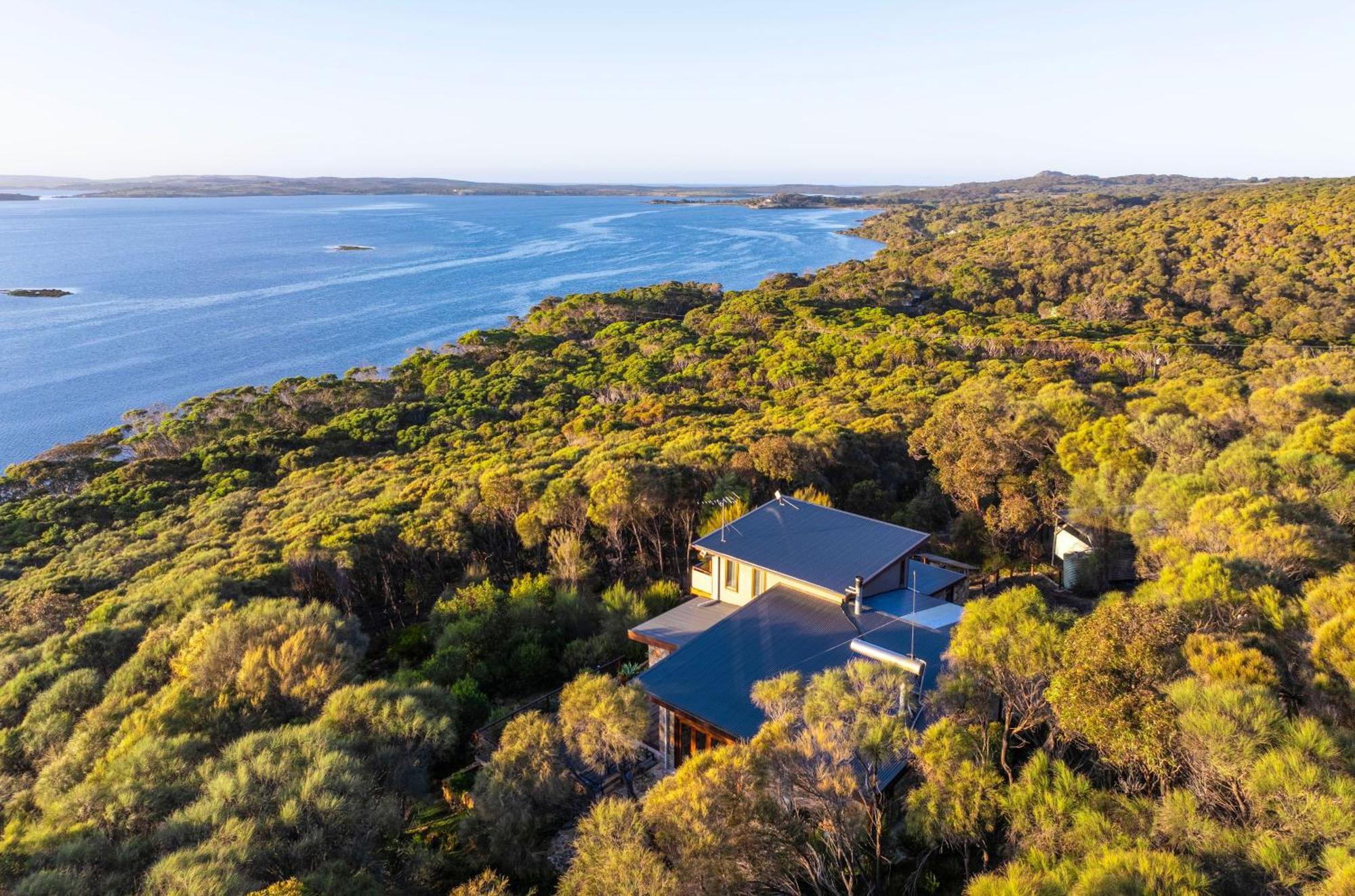 Of Stone & Wood Guesthouse Muston Εξωτερικό φωτογραφία